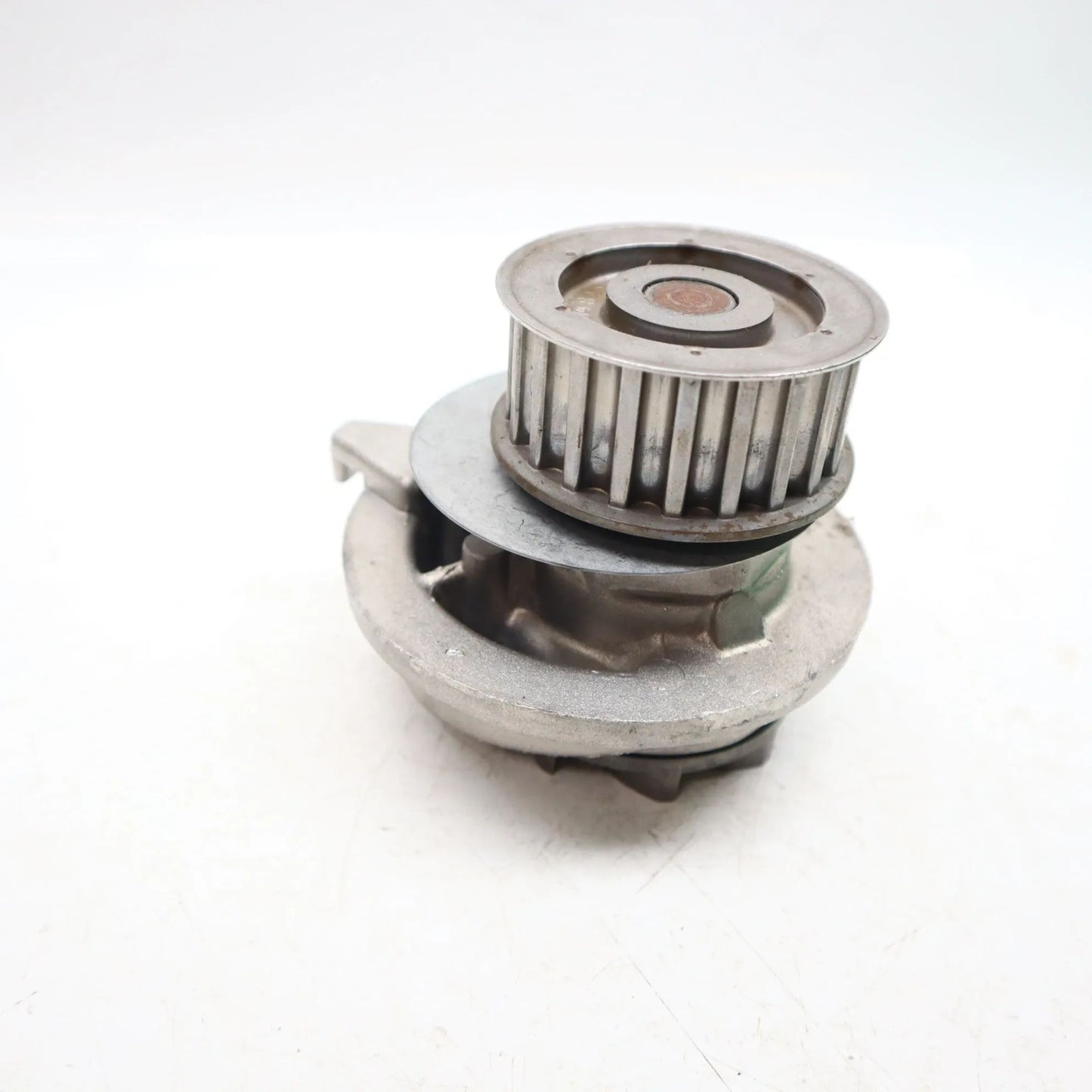 NEU Original Opel Kadett E Wasserpumpe NOS