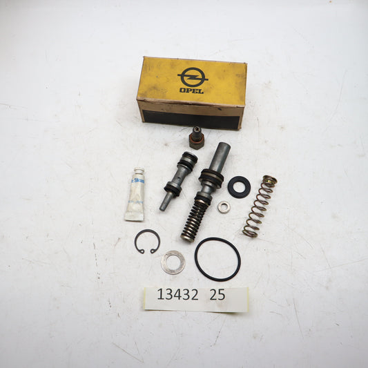 Opel Commodore B Reparatur-Satz Hauptbremszylinder NOS NEU