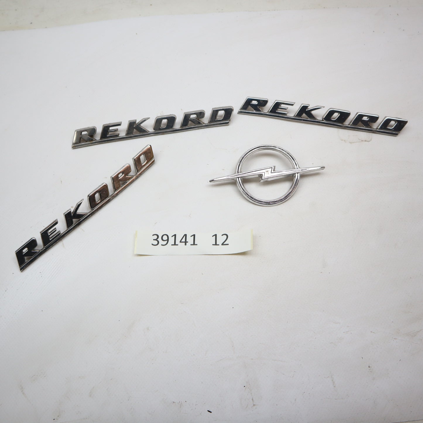 OPEL Rekord -  verschiedene Embleme